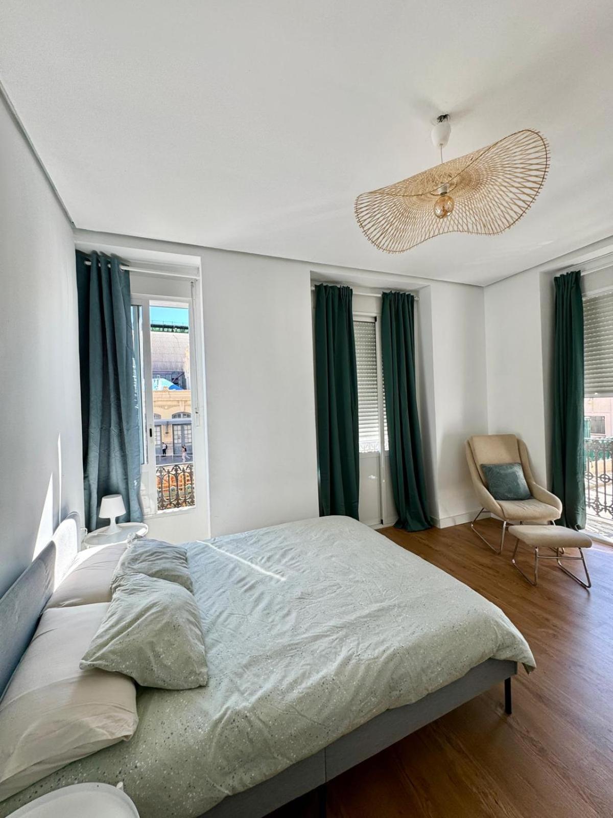 Vlc Center 4 Room Apartment Valencia Exteriör bild
